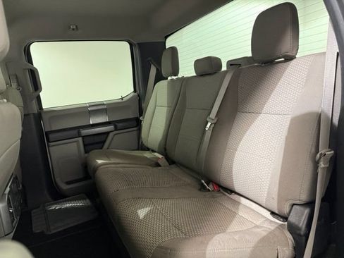 Used 2019 Ford F250 XLT w/ XLT Premium Package AWD/4WD image 22