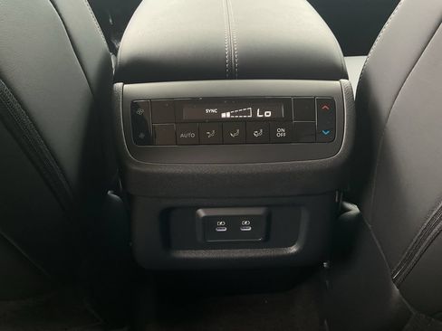 New 2026 Nissan Pathfinder SL FWD image 13