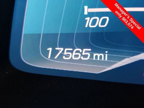 Used 2021 Chevrolet Corvette Stingray Preferred Cpe w/ Body-Color Dual Roof Package RWD image 17