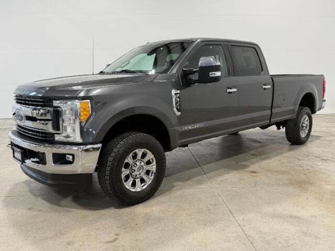 Used 2017 Ford F350 XLT w/ XLT Premium Package image 1