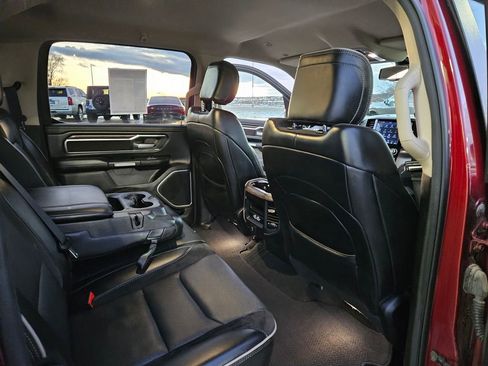 Used 2019 RAM 1500 Laramie image 29