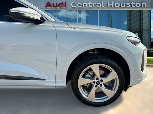 New 2025 Audi Q5 Premium Plus w/ Premium Plus image 12