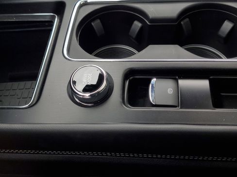 New 2026 Lincoln Corsair Premiere image 24