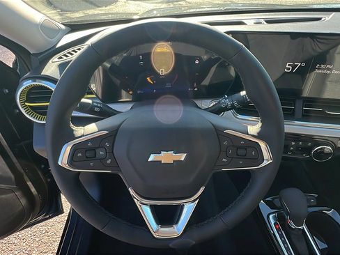 New 2026 Chevrolet Trax LT w/ Driver Confidence Package image 18