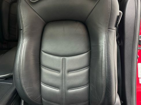 Used 2019 Nissan GT-R Premium w/ Premium Interior Package image 21