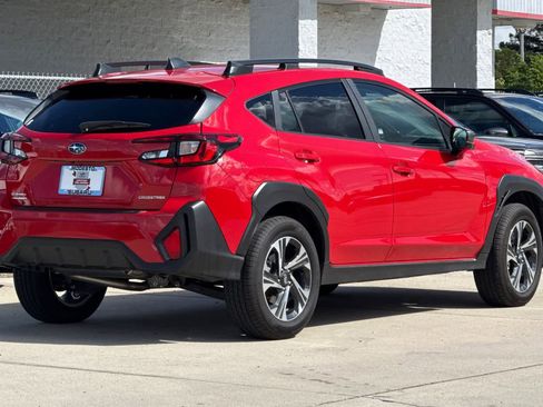 Used 2025 Subaru Crosstrek 2.0i Premium w/ Popular Package #3 image 3