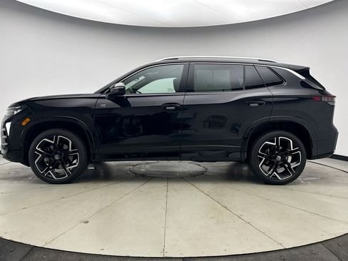 Used 2026 Volkswagen Tiguan SEL R-Line image 2