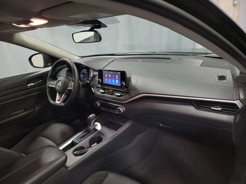 Used 2022 Nissan Altima 2.5 S image 25