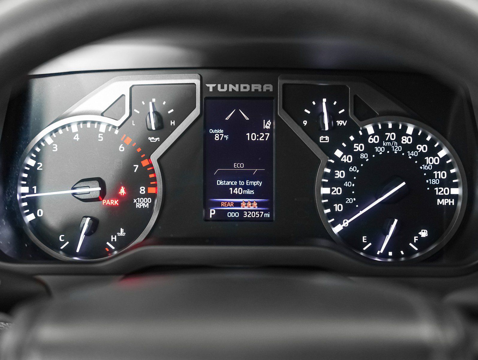 Used 2025 Toyota Tundra SR5 w/ SR5 Convenience Package AWD/4WD image 13