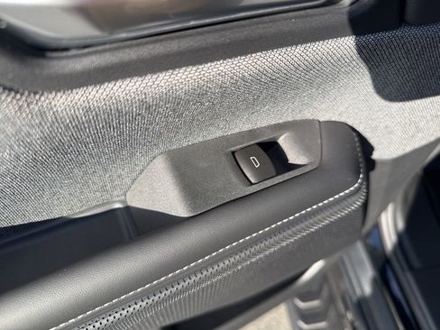 New 2026 GMC Sierra EV Elevation w/ LPO, Elevation Dark Package image 39