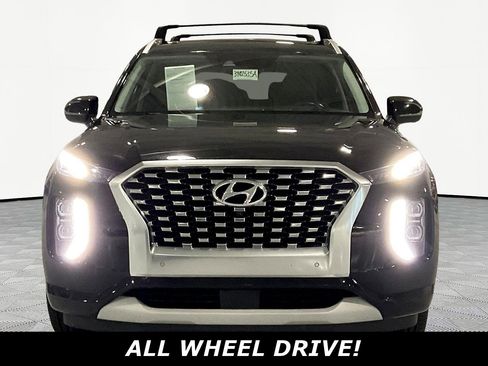 Used 2021 Hyundai Palisade Limited w/ Winter Package image 2