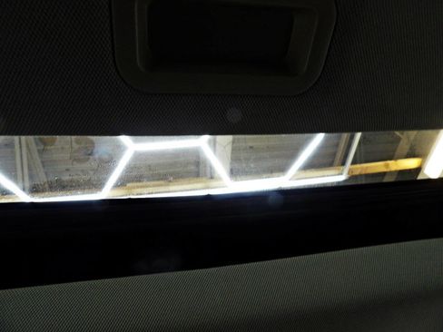 Used 2016 Cadillac ATS Luxury w/ Safety and Security Package image 18