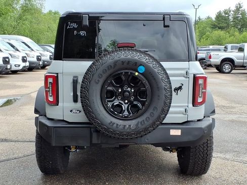 New 2026 Ford Bronco Outer Banks w/ Sasquatch Package AWD/4WD image 6