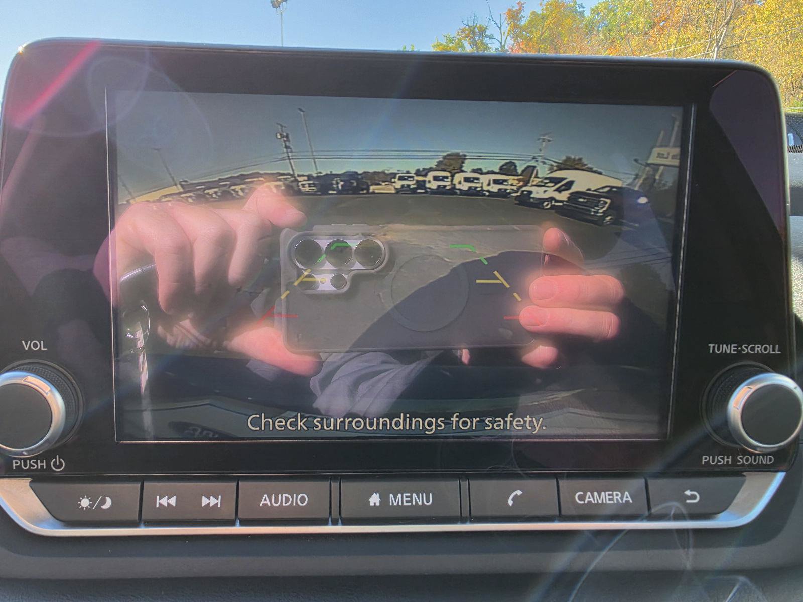 Used 2025 Nissan Rogue SV AWD/4WD image 15