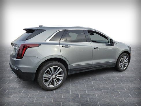 Certified 2025 Cadillac XT5 Premium Luxury image 6