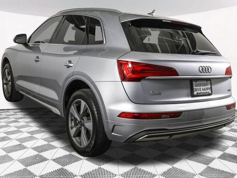Used 2023 Audi Q5 2.0T Premium w/ Convenience Package AWD/4WD image 17