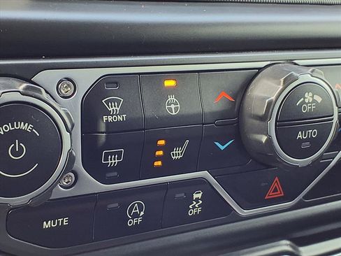 Used 2018 Jeep Wrangler Unlimited Rubicon image 5