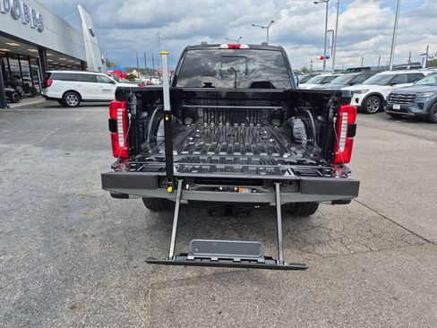 New 2026 Ford F250 King Ranch w/ Chrome Package image 7