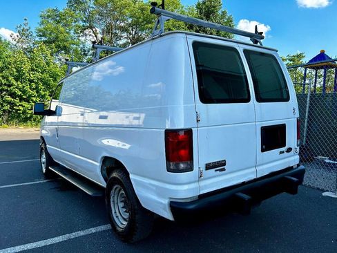 Used 2014 Ford E-250 and Econoline 250 w/ Power Group image 3