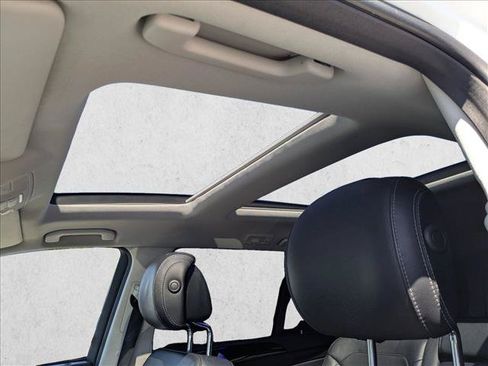Used 2018 Mercedes-Benz GLS 550 4MATIC image 17