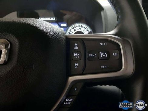 Used 2024 RAM 2500 Big Horn w/ Safety Group image 33