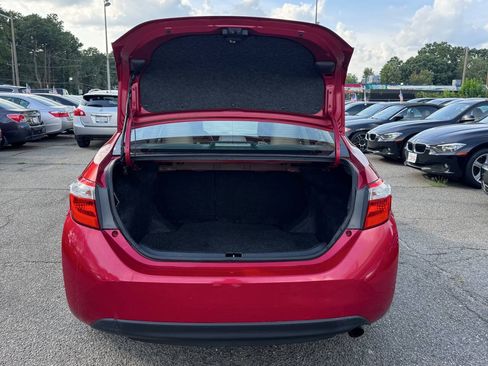 Used 2016 Toyota Corolla LE FWD image 19