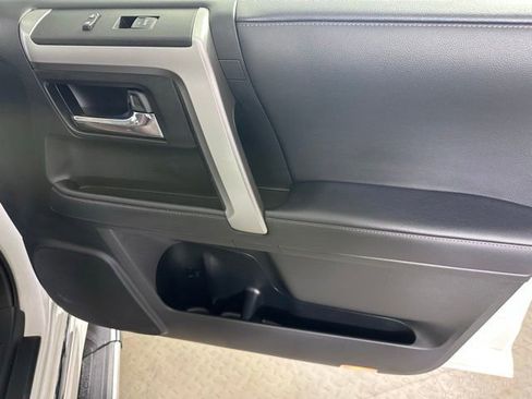 Used 2023 Toyota 4Runner Limited AWD/4WD image 9