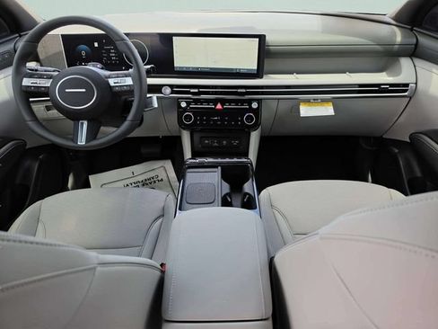 New 2026 Hyundai Tucson Limited FWD image 32