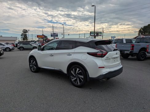 Used 2022 Nissan Murano SL w/ SL Moonroof Package image 5