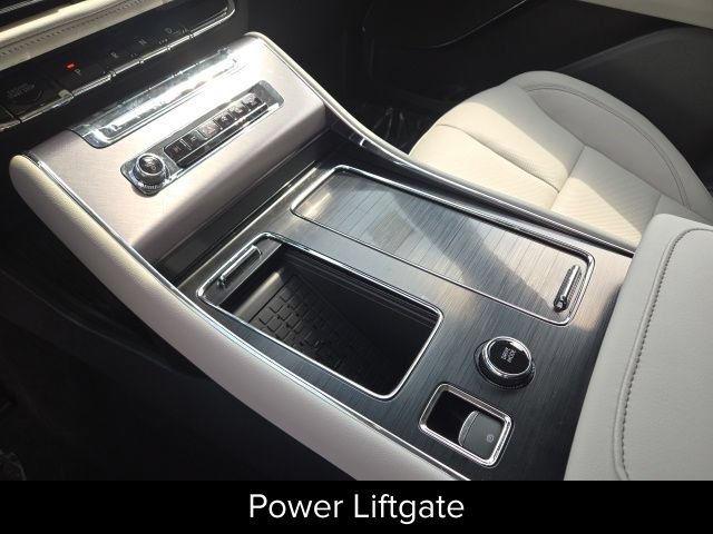 New 2026 Lincoln Aviator AWD image 24