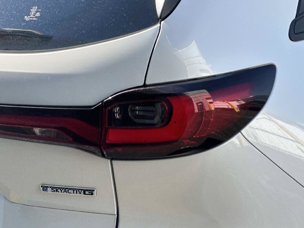 Used 2024 MAZDA CX-90 3.3 Turbo w/ Select Package AWD/4WD image 10