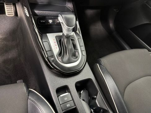 Used 2023 Kia Forte GT-Line w/ GT-Line Technology Package FWD image 16