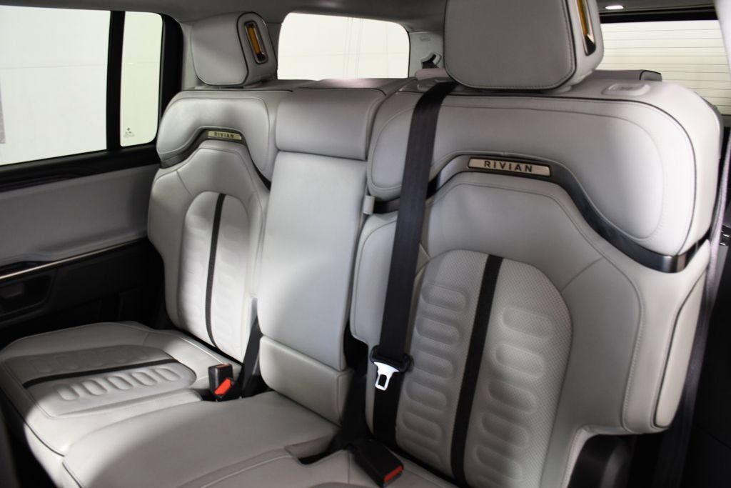 Used 2024 Rivian R1S Adventure Quad AWD/4WD image 27