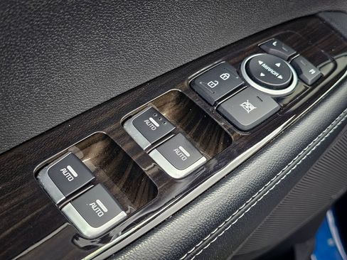 Used 2019 Kia Sorento EX w/ EX Touring Package FWD image 10