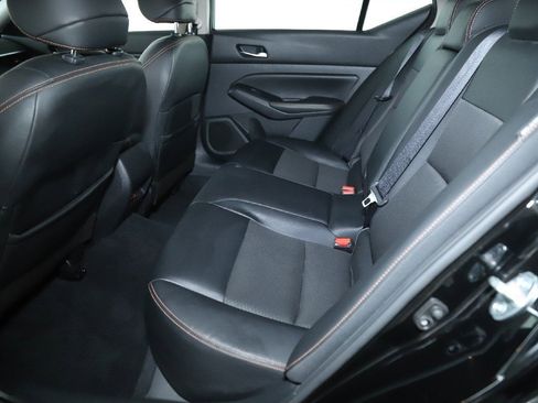 Used 2021 Nissan Altima 2.5 SR image 14