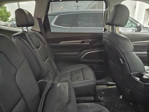 Certified 2021 Kia Telluride SX w/ Towing Package AWD/4WD image 5