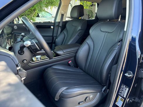 Used 2025 Genesis GV80 AWD 2.5T Standard image 15