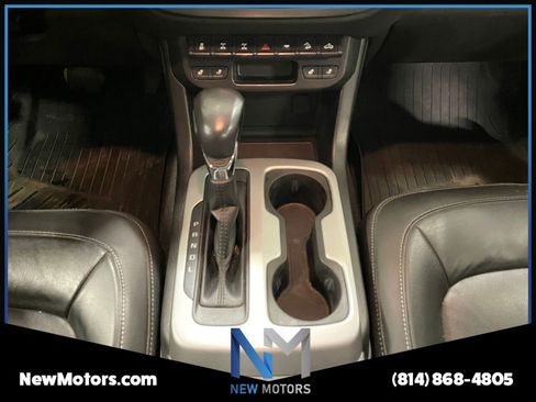 Used 2022 Chevrolet Colorado ZR2 image 11