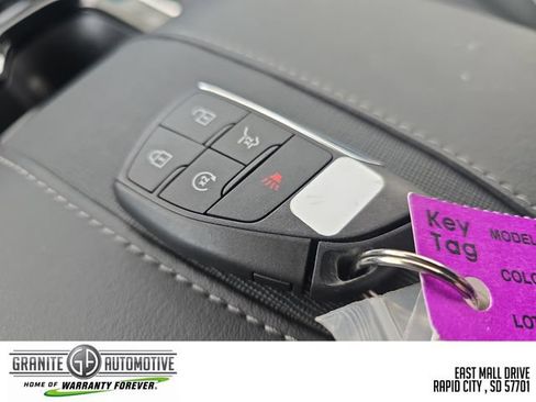 Used 2026 Buick Enclave Preferred FWD image 29