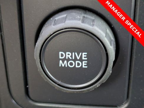 New 2025 Ford F150 XLT w/ Equipment Group 301A Standard image 24