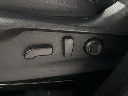 Certified 2022 Subaru Forester Limited AWD/4WD image 17