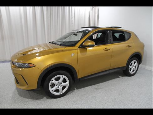 Used 2023 Dodge Hornet GT Plus AWD/4WD image 3