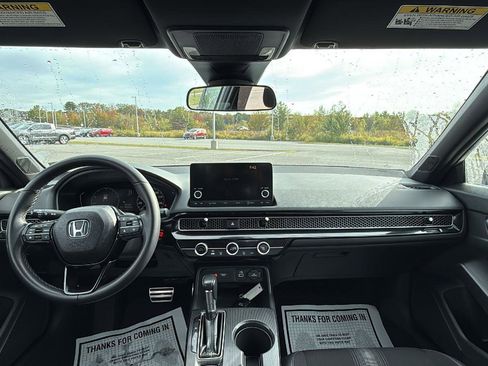 Used 2023 Honda Civic Sport image 26