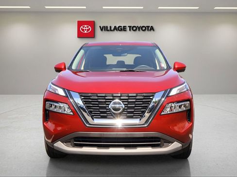 Used 2021 Nissan Rogue SV FWD image 8