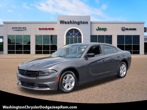 Used 2023 Dodge Charger SXT w/ Cold Weather Package RWD image 1