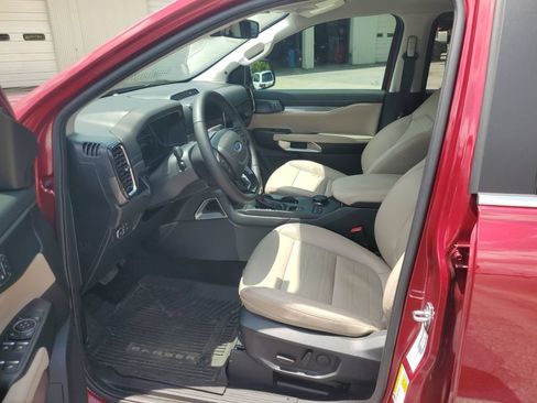 Used 2025 Ford Ranger Lariat w/ Chrome Accent Package AWD/4WD image 10