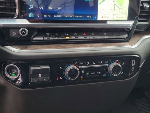 Used 2025 Chevrolet Silverado 2500 LT w/ Safety Package image 27