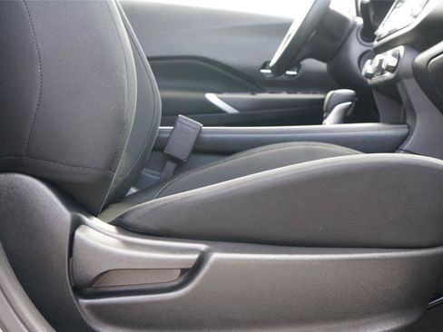 Used 2024 Nissan Kicks SV FWD image 29