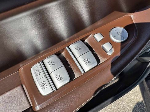Used 2016 BMW 750i xDrive AWD/4WD image 29