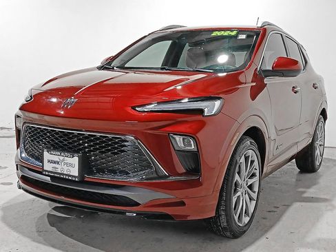 Used 2024 Buick Encore GX Avenir w/ Avenir Convenience Package image 3